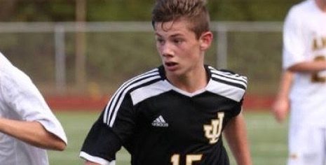 5 QUESTIONS WITH…Junior Captain Lex Edwards About The Soccer Season ...